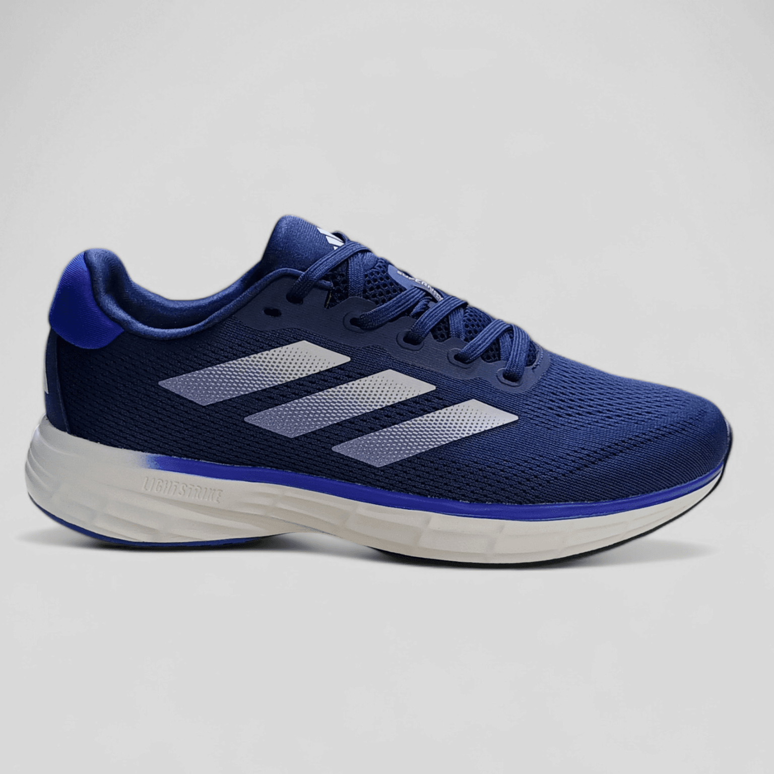 Photoroom-٢٠٢٤١٢١٤_١٨٥٤٢٤-e1742584703966-1536x1536 Adidas Supernova - الصورة 1