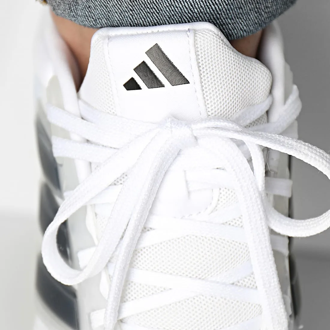 ⁦Adidas Ultrabounce⁩ - الصورة ⁦3⁩