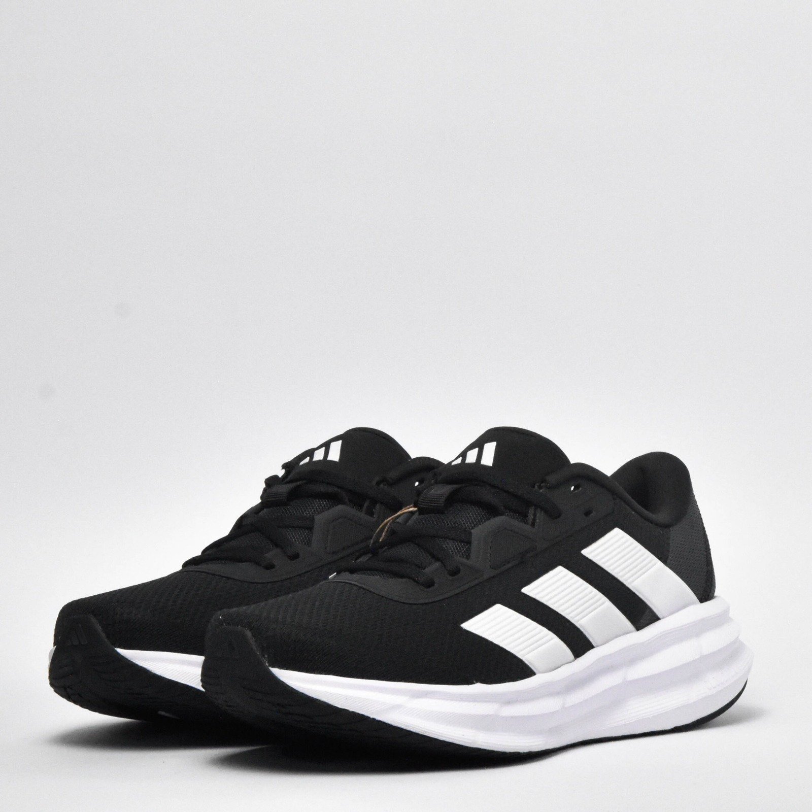IMG-20260127-WA0026 Adidas Galaxy 7 - الصورة 1