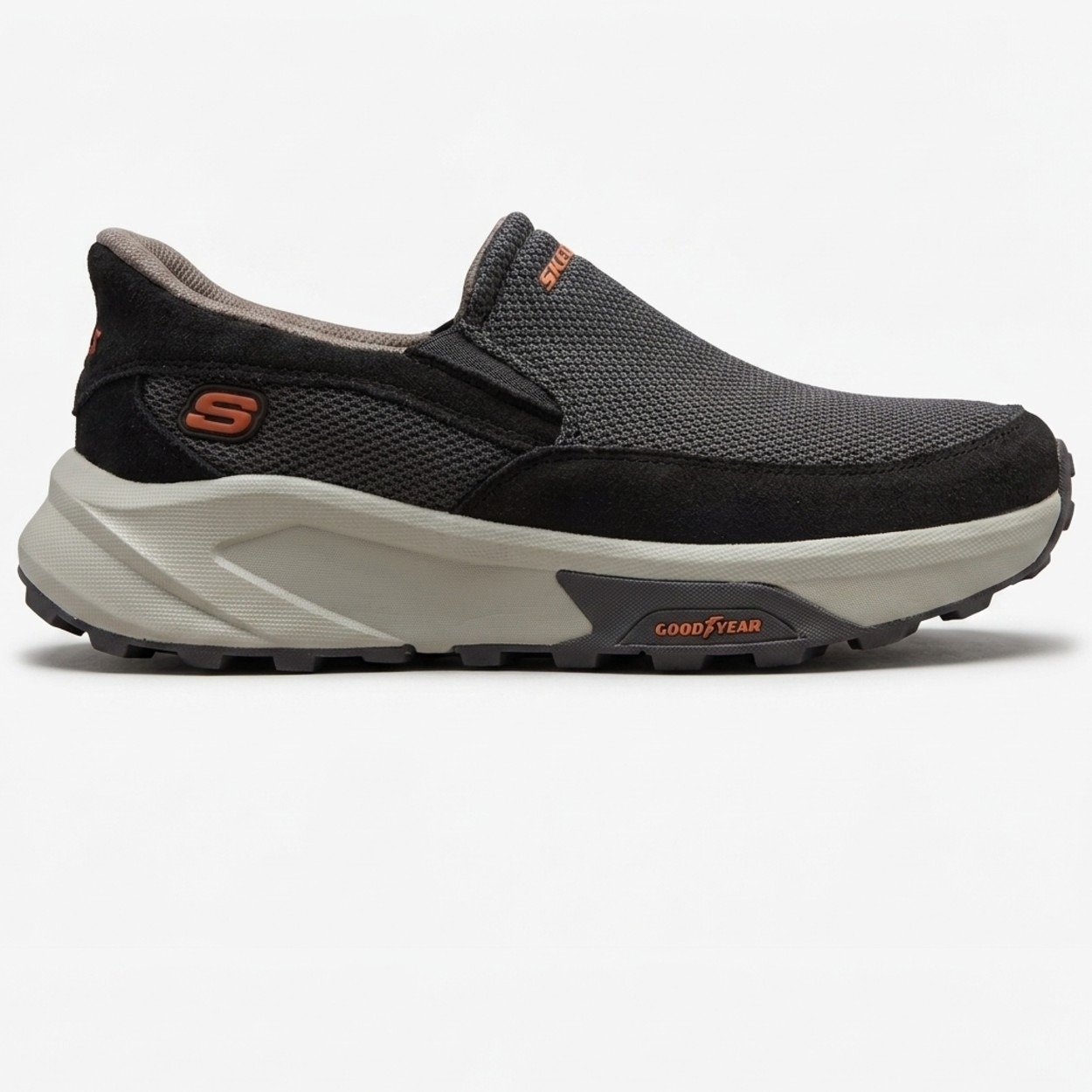 IMG-20260521-WA0011 Skechers Goodyear slip ins - الصورة 1
