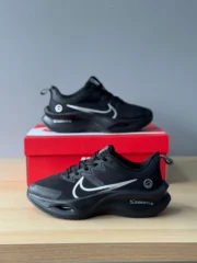 ⁦Nike Zoom X Smile Black Running⁩ - الصورة ⁦3⁩
